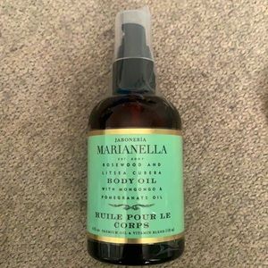Marianella body oil